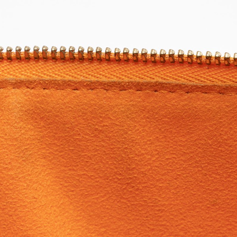 Louis Vuitton Epi Leather Pochette 21 Accessoires (SHF-17013) - Image 17
