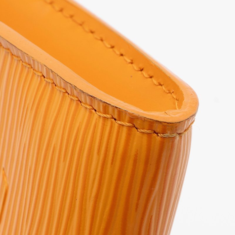 Louis Vuitton Epi Leather Pochette Accessoires (SHF-K8wXuO) - Image 16