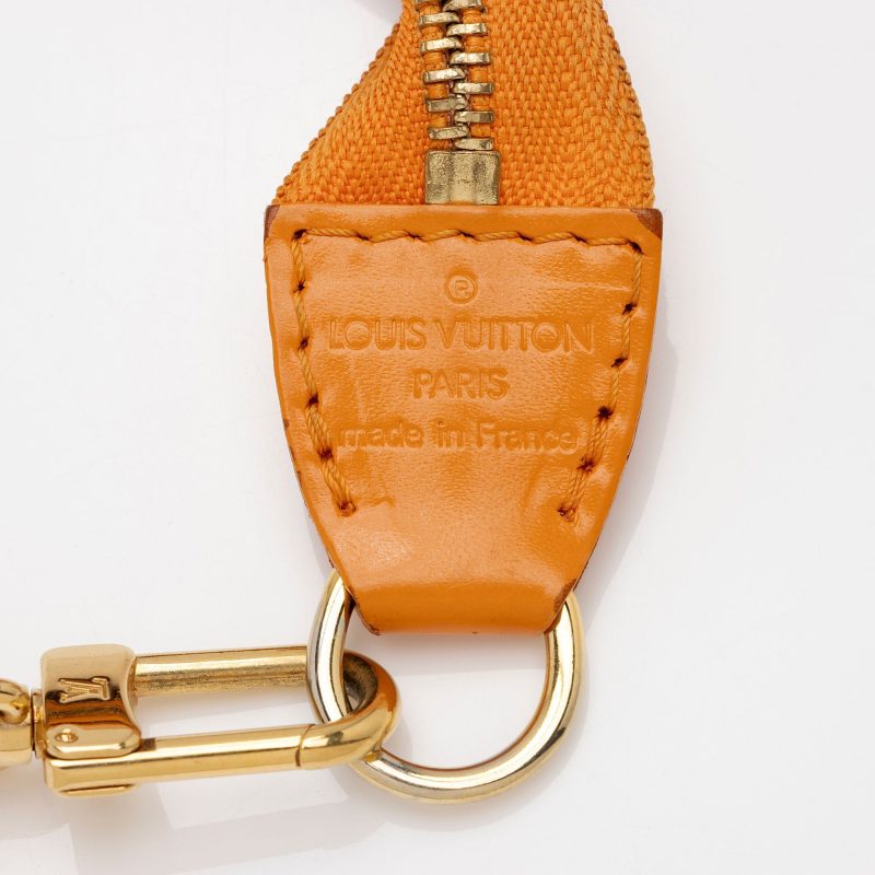 Louis Vuitton Epi Leather Pochette Accessoires (SHF-K8wXuO) - Image 7