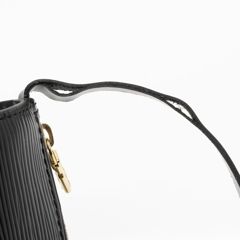 Louis Vuitton Epi Leather Round Pochette (SHF-9AGMrJ) - Image 13