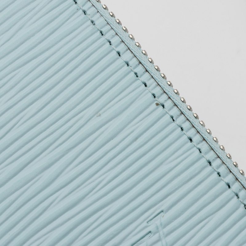 Louis Vuitton Epi Leather Zippy Wallet - Image 9