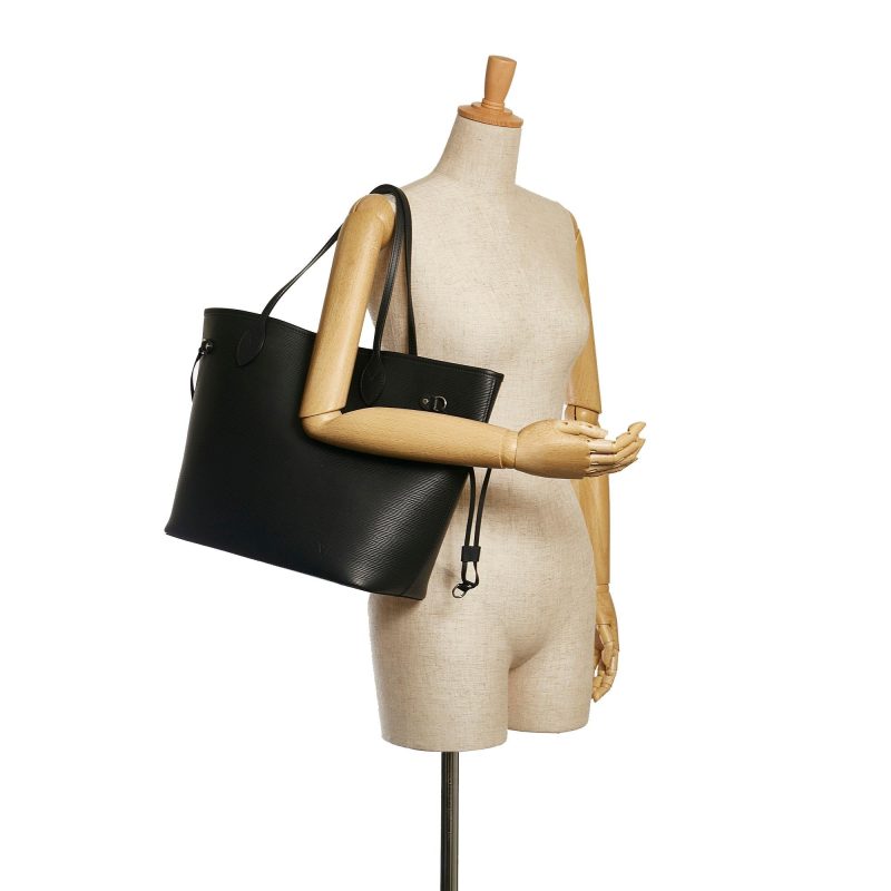 Louis Vuitton Epi Neverfull MM (SHG-34544) - Image 4