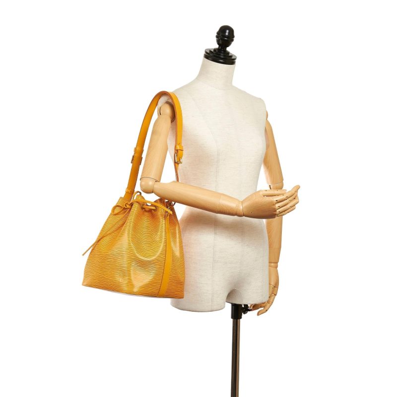 Louis Vuitton Epi Noe (SHG-30543) - Image 4