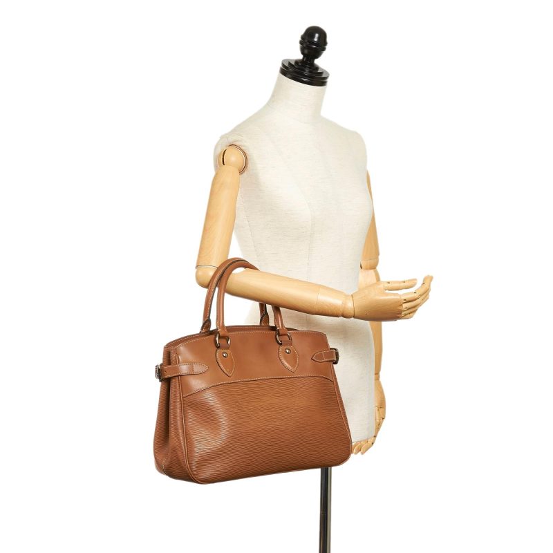 Louis Vuitton Epi Passy PM (SHG-31190) - Image 4