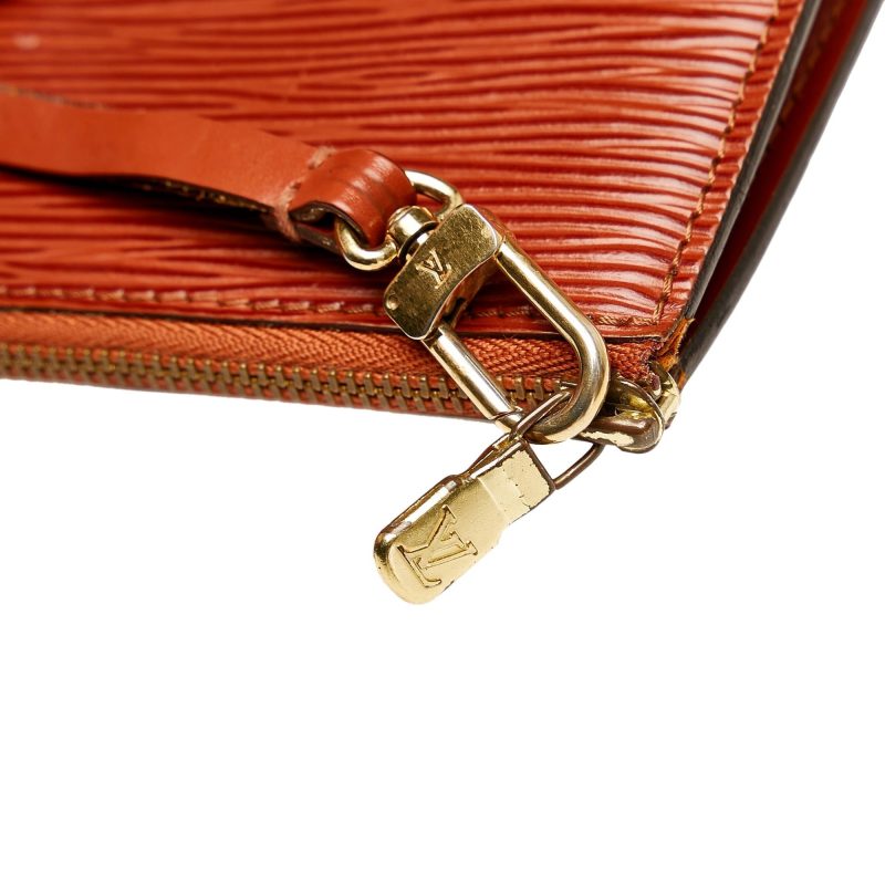 Louis Vuitton Epi Pochette Accessoires (SHG-28790) - Image 8