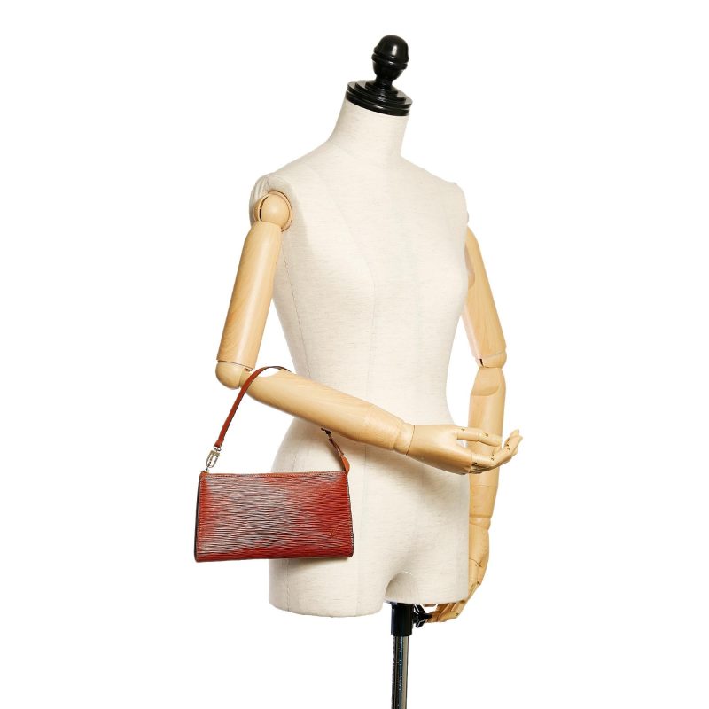 Louis Vuitton Epi Pochette Accessoires (SHG-28790) - Image 4