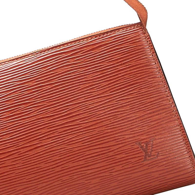 Louis Vuitton Epi Pochette Accessoires (SHG-1OzRb3) - Image 9
