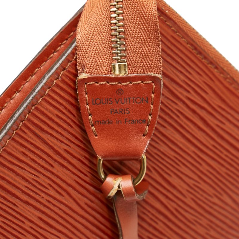 Louis Vuitton Epi Pochette Accessoires (SHG-1OzRb3) - Image 6