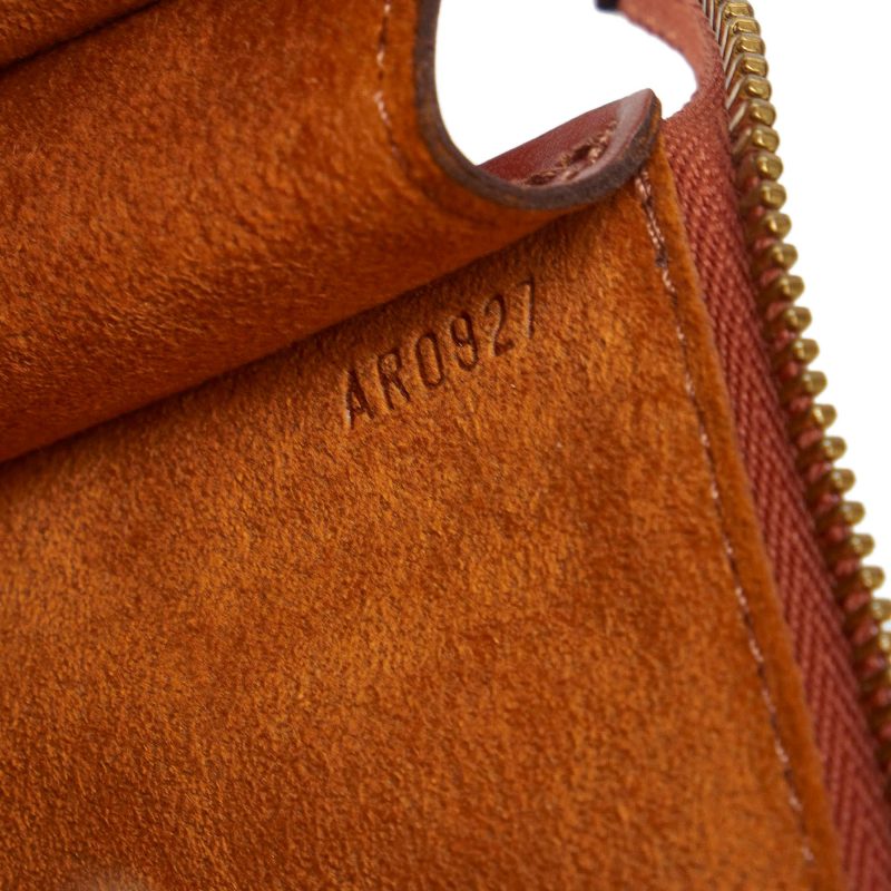 Louis Vuitton Epi Pochette Accessoires (SHG-FugjkJ) - Image 7