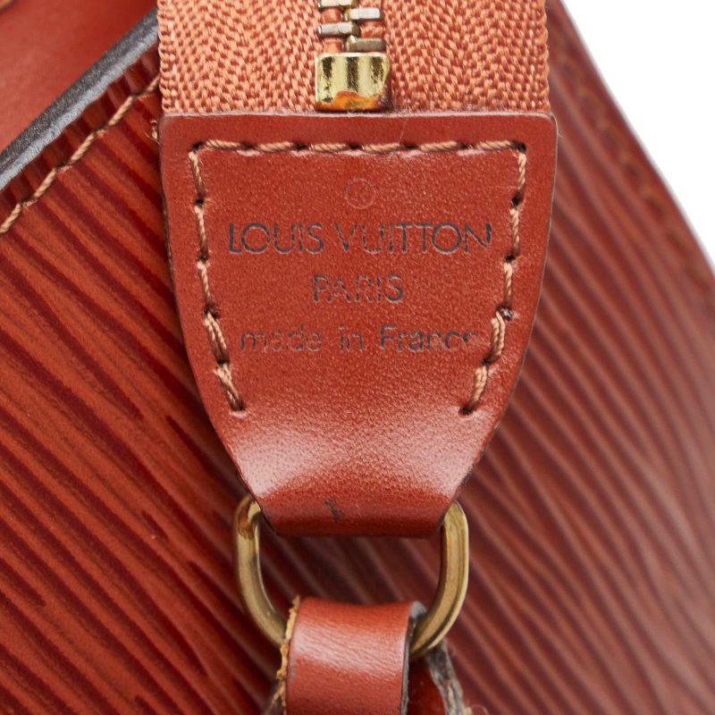 Louis Vuitton Epi Pochette Accessoires (SHG-FugjkJ) - Image 6