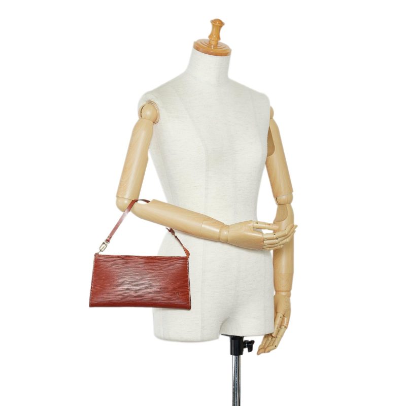 Louis Vuitton Epi Pochette Accessoires (SHG-FugjkJ) - Image 4