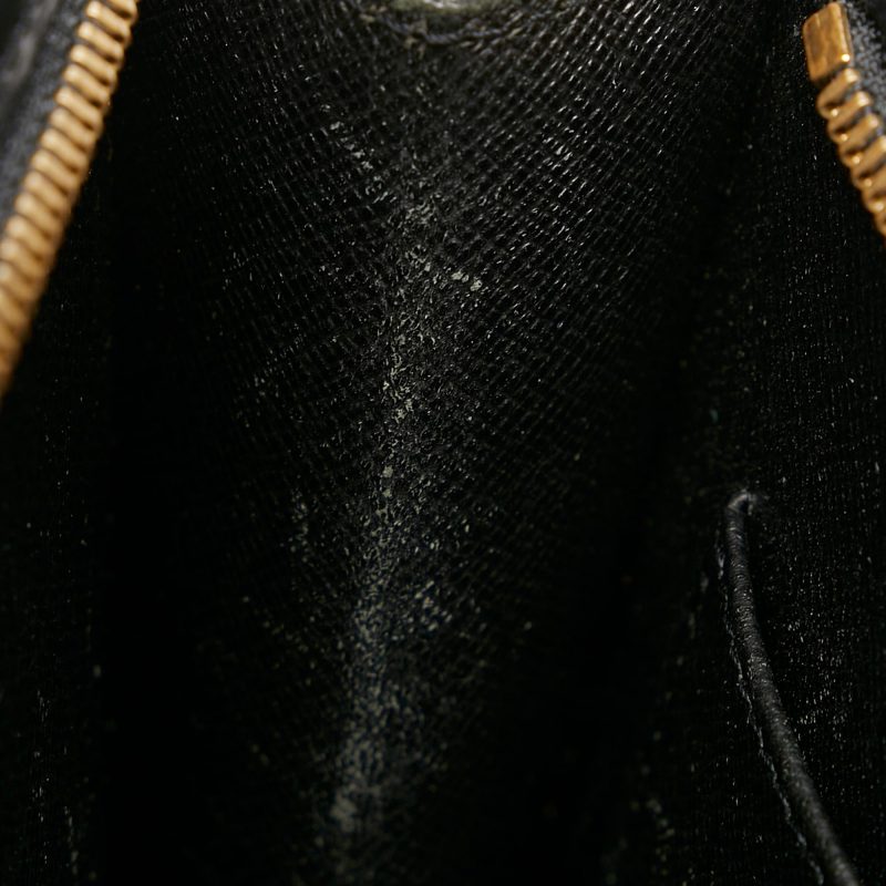 Louis Vuitton Epi Pochette Homme (SHG-32621) - Image 9