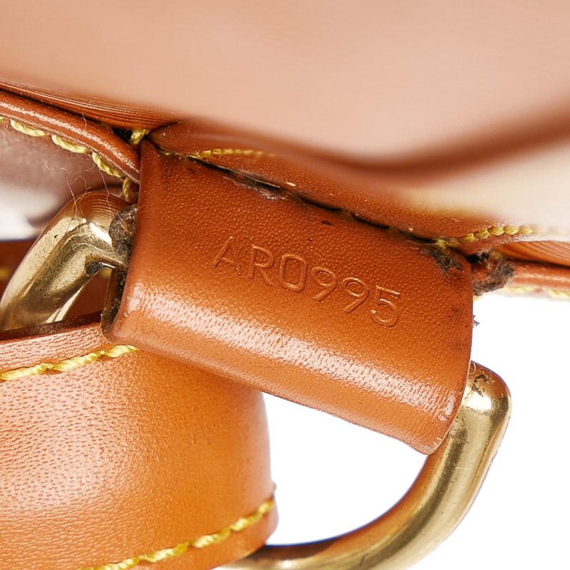 Louis Vuitton Epi Randonnee PM (SHG-30310) - Image 7