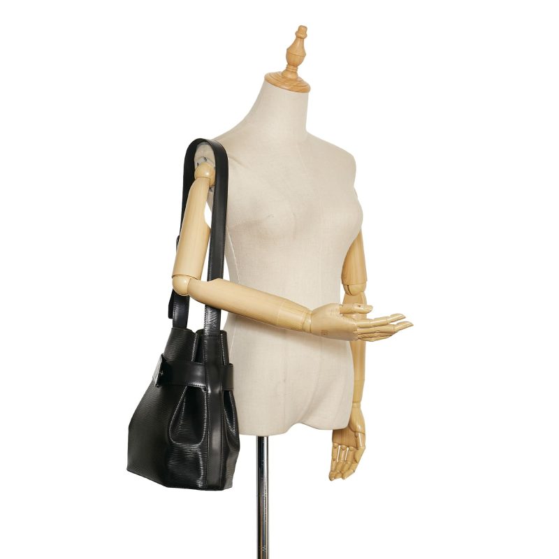 Louis Vuitton Epi Sac D'Epaule (SHG-35594) - Image 4