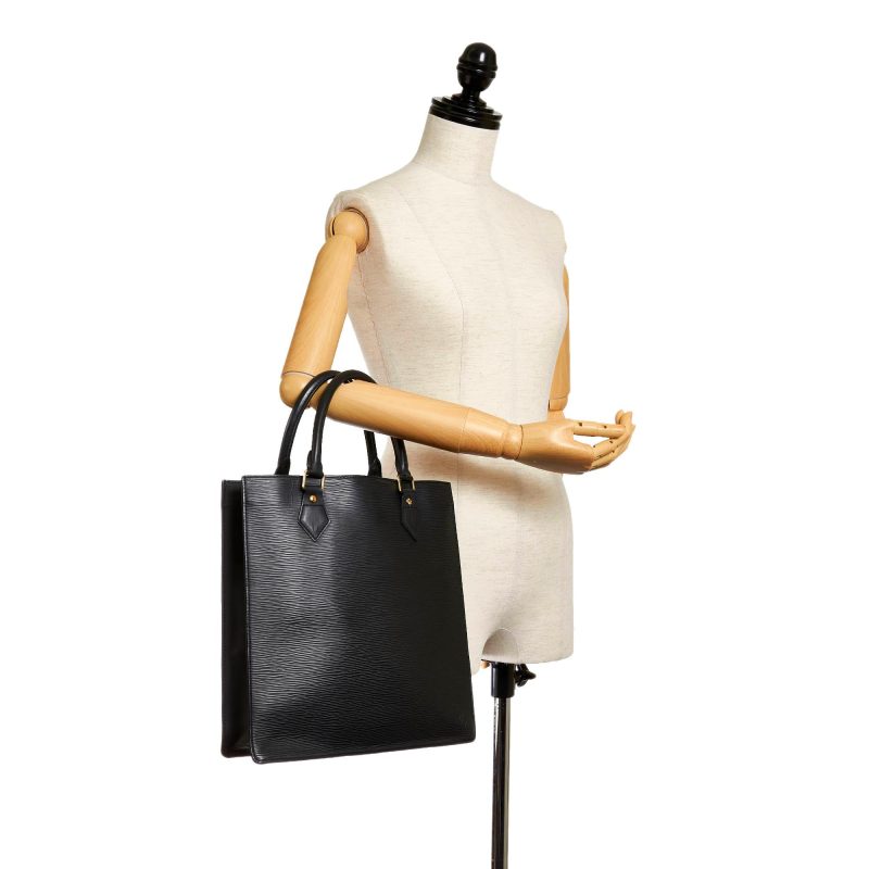 Louis Vuitton Epi Sac Plat PM (SHG-28788) - Image 4