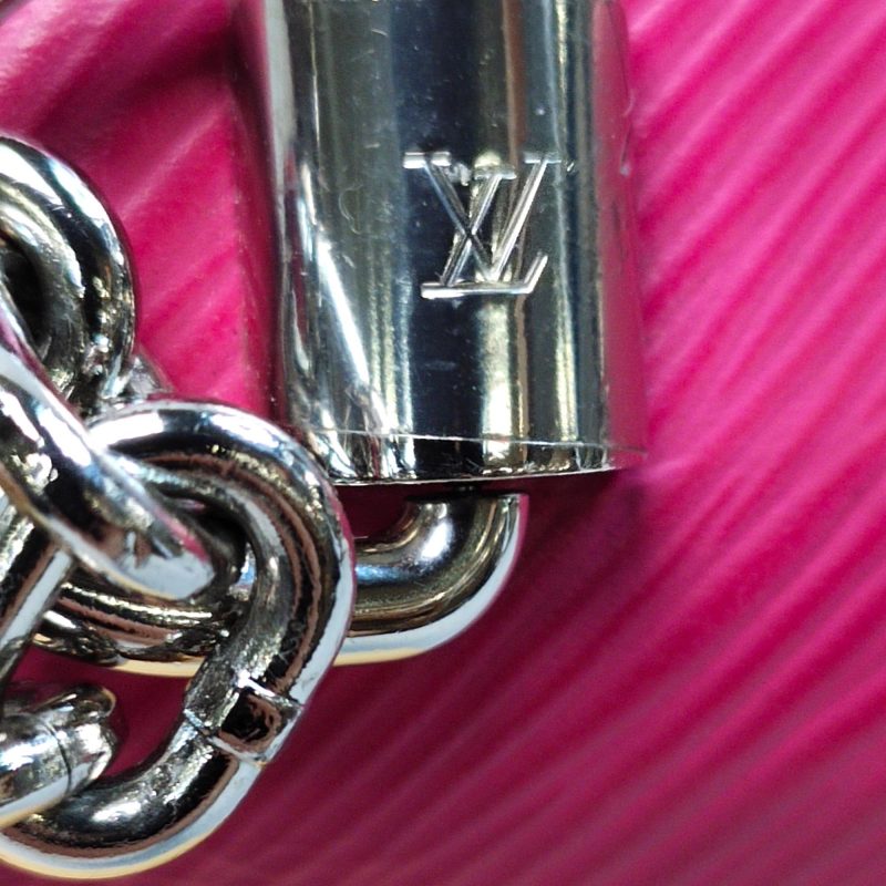 Louis Vuitton Epi Twist MM (SHG-36458) - Image 7