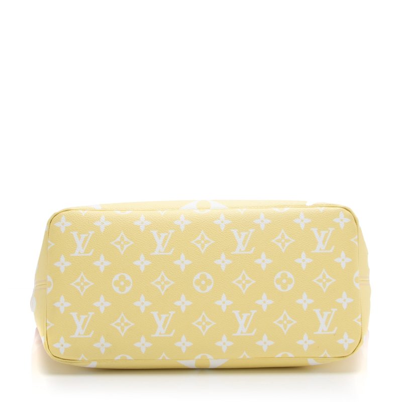 Louis Vuitton Giant Monogram Canvas By The Pool Neverfull MM Tote (SHF-23538) - Image 3
