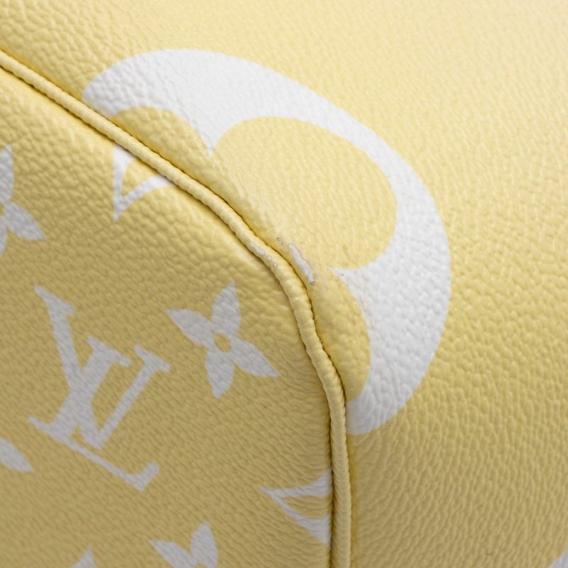 Louis Vuitton Giant Monogram Canvas By The Pool Neverfull MM Tote (SHF-23538) - Image 8