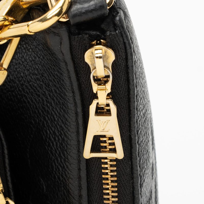 Louis Vuitton Giant Monogram Empreinte Multi-Pochette Accessoires (SHF-gyK32U) - Image 9