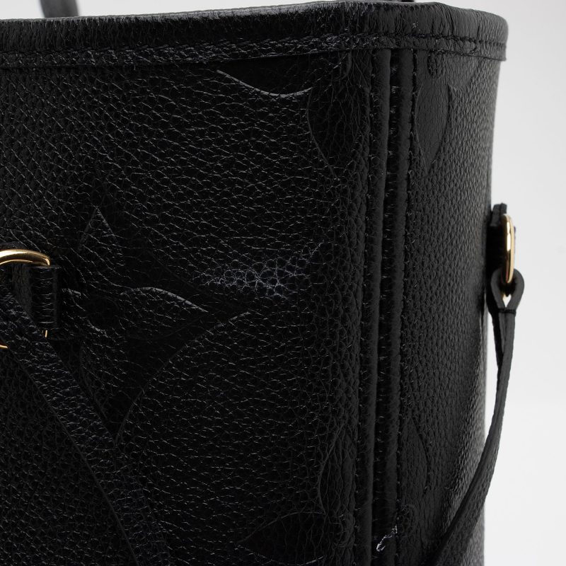 Louis Vuitton Giant Monogram Empreinte Neverfull MM Tote (SHF-gknuRH) - Image 8