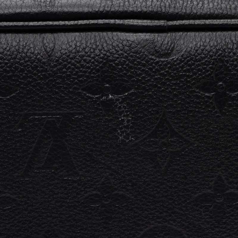 Louis Vuitton Giant Monogram Empreinte Neverfull MM Tote (SHF-gigHPZ) - Image 13