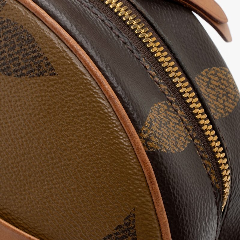 Louis Vuitton Giant Reverse Monogram Canvas Boite Chapeau Souple MM Shoulder Bag (SHF-JuvghO) - Image 11