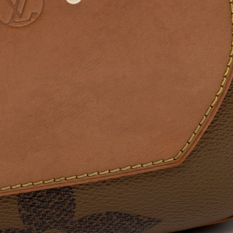 Louis Vuitton Giant Reverse Monogram Canvas Boite Chapeau Souple MM Shoulder Bag (SHF-JuvghO) - Image 12