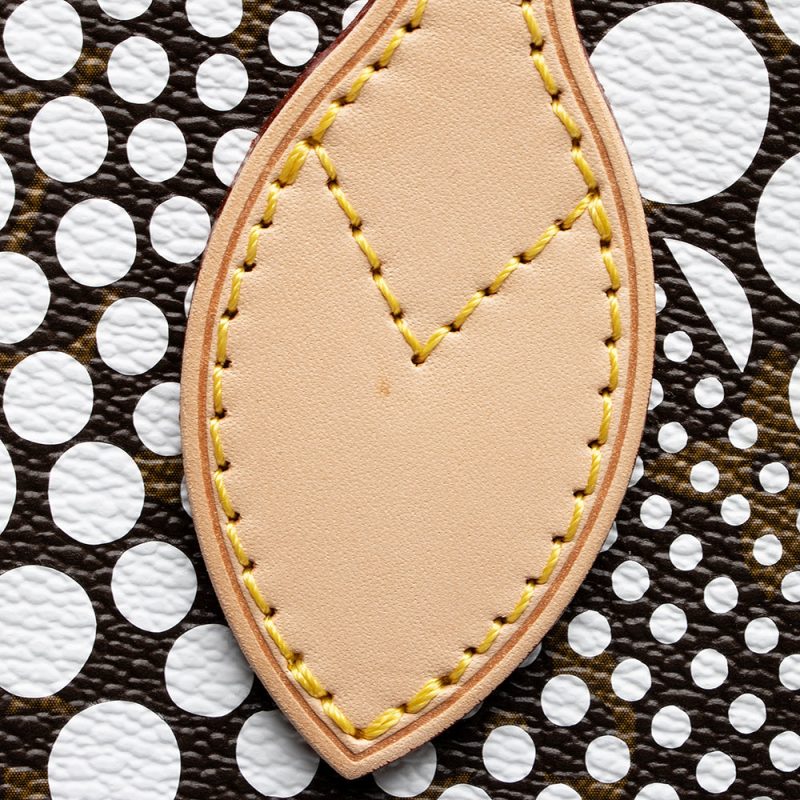 Louis Vuitton Limited Edition Kusama Neverfull MM Tote (SHF-19795) - Image 9