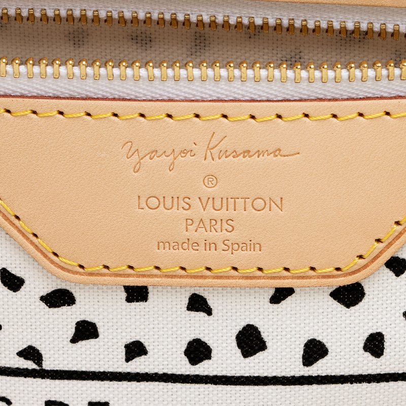 Louis Vuitton Limited Edition Kusama Neverfull MM Tote (SHF-19795) - Image 7