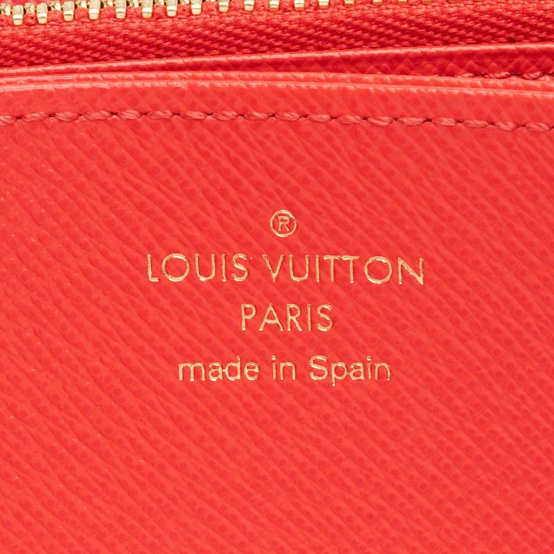 Louis Vuitton Limited Edition Monogram Canvas Animation Transatlantic Zippy Wallet (SHF-xi7jMF) - Image 5