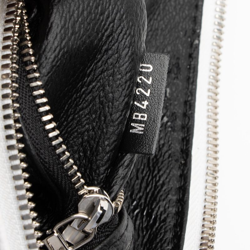 Louis Vuitton Limited Edition Tufted Monogram Canvas Urs Fischer Speedy Bandouliere 25 Satchel (SHF-23866) - Image 5