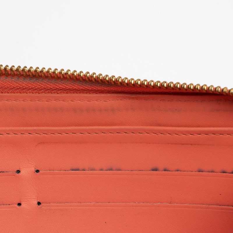 Louis Vuitton Limited Edition Vernis Sweet Monogram Zippy Wallet - Image 8