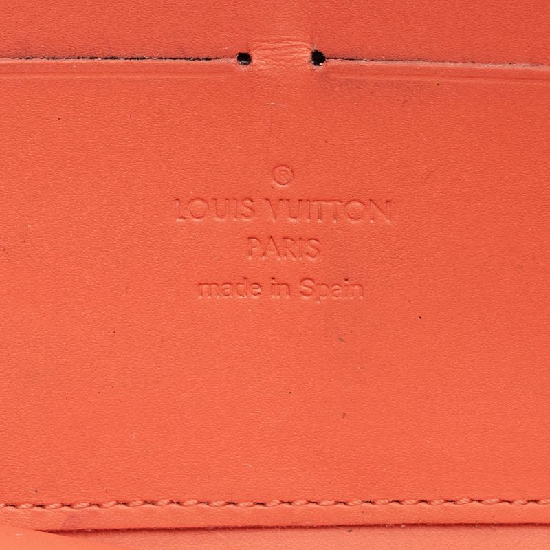 Louis Vuitton Limited Edition Vernis Sweet Monogram Zippy Wallet - Image 5