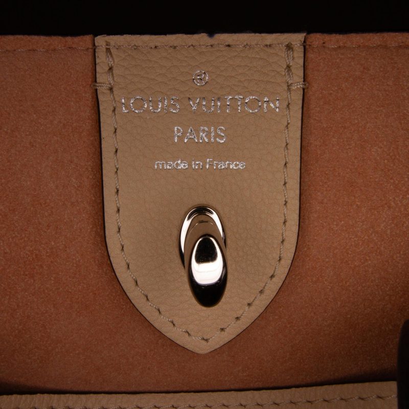 Louis Vuitton LockMe Cabas (SHG-Y3DBMm) - Image 8