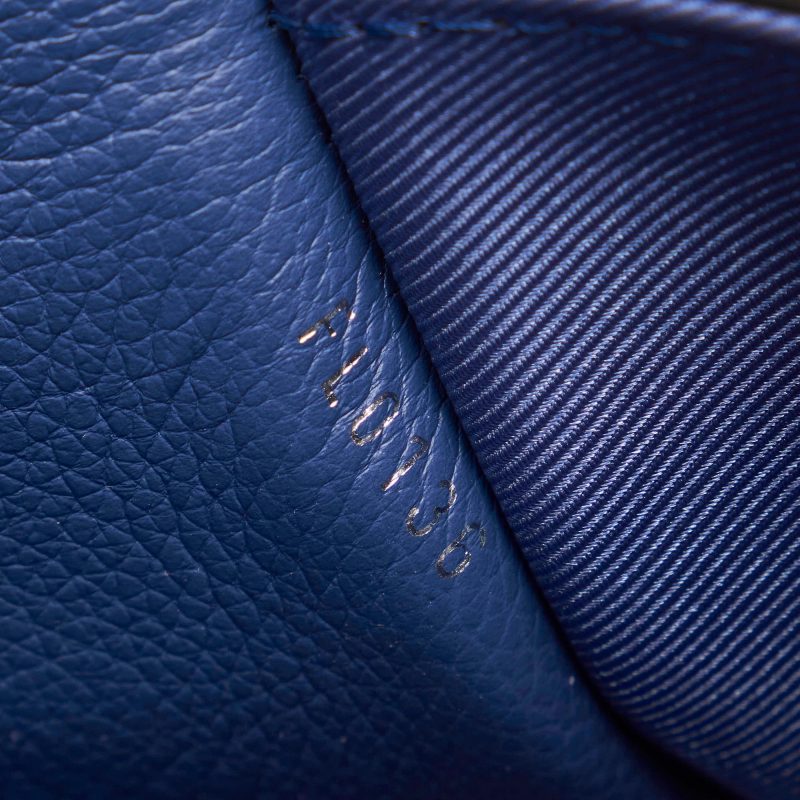 Louis Vuitton LockMe II BB (SHG-32586) - Image 7