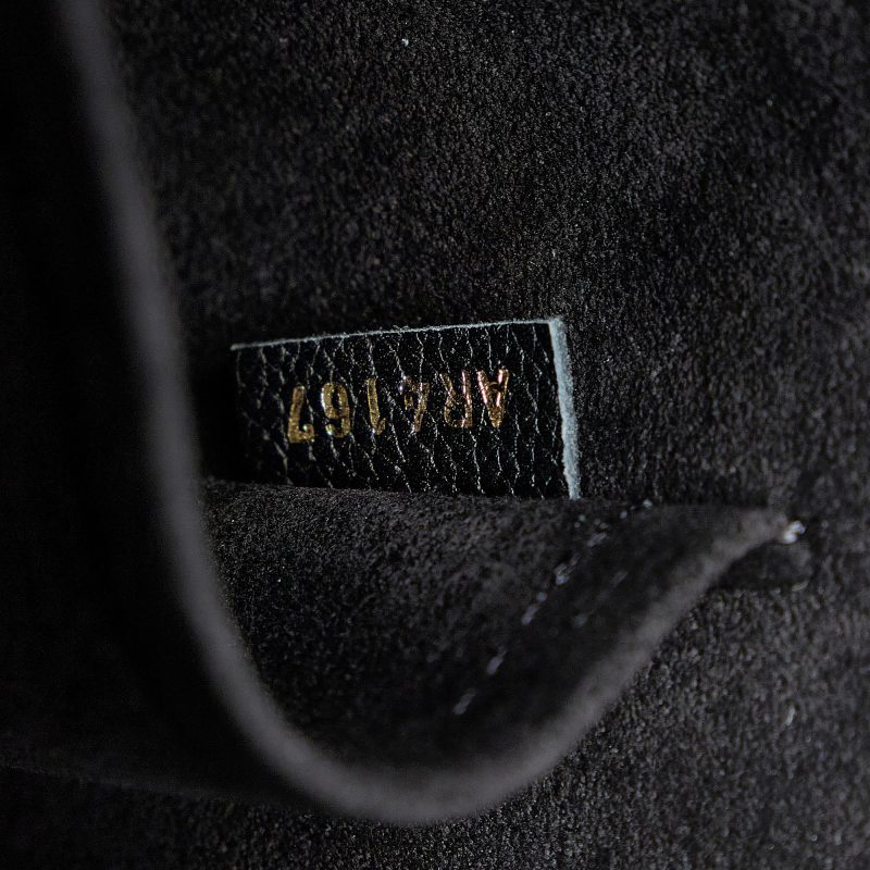 Louis Vuitton Lockmeto (SHG-nWdyUc) - Image 7