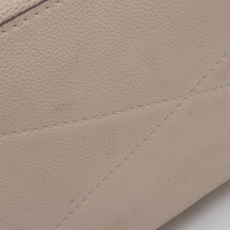 Louis Vuitton Mahina Leather Carmel Hobo (SHF-I2e2sp) - Image 13