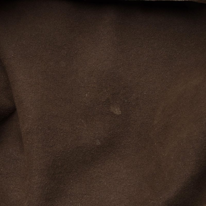 Louis Vuitton Mahina Leather L Hobo (SHF-f8hOUF) - Image 10