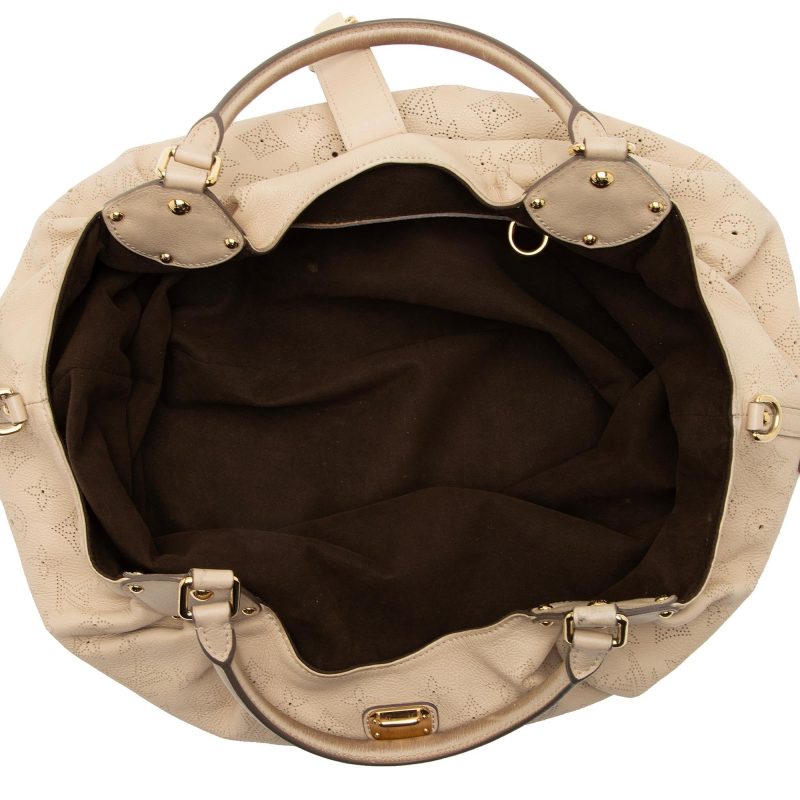 Louis Vuitton Mahina Leather L Hobo (SHF-f8hOUF) - Image 6