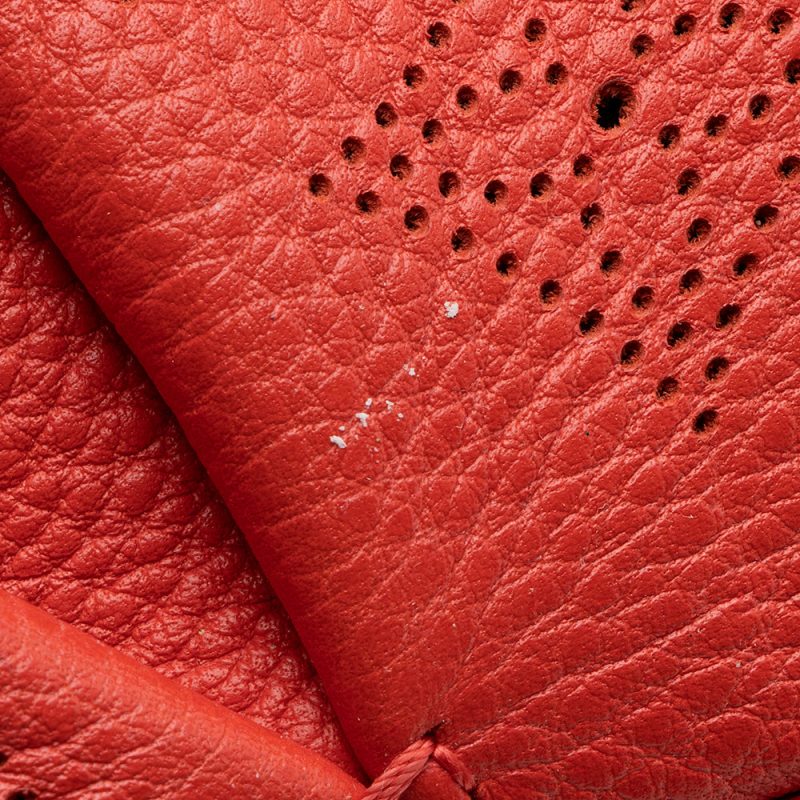 Louis Vuitton Mahina Leather Selene MM Shoulder Bag (SHF-22122) - Image 11