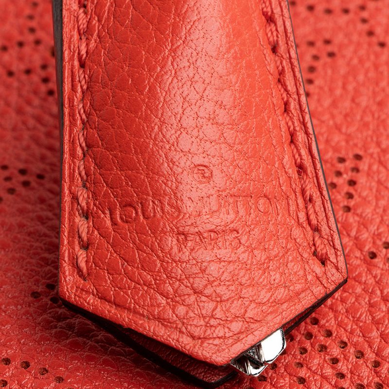 Louis Vuitton Mahina Leather Selene MM Shoulder Bag (SHF-22122) - Image 13