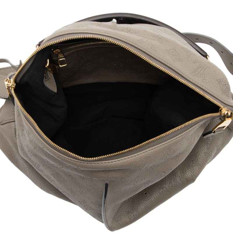 Louis Vuitton Mahina Leather Selene MM Shoulder Bag (SHF-QeOxAV) - Image 6