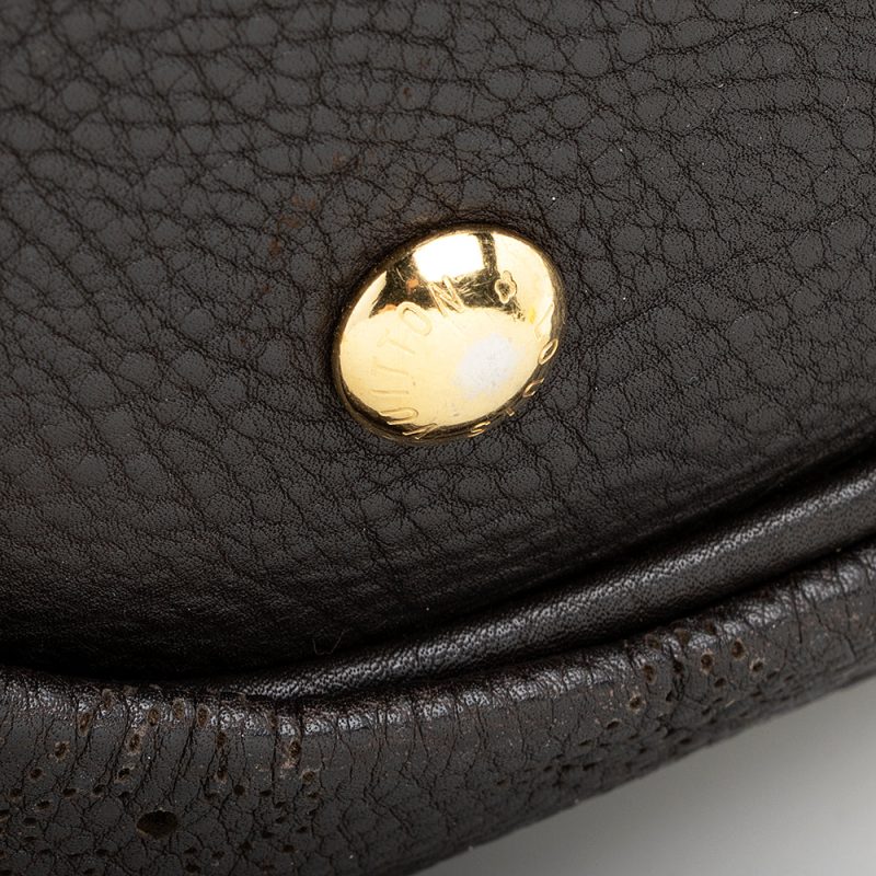 Louis Vuitton Mahina Leather XS Shoulder Bag (SHF-19109) - Image 13