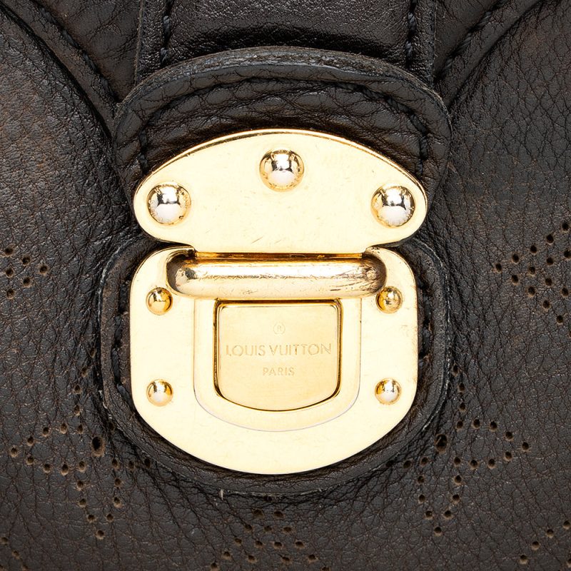 Louis Vuitton Mahina Leather XS Shoulder Bag (SHF-19109) - Image 14