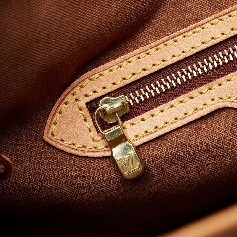 Louis Vuitton Monogram Batignolles Vertical (SHG-RzGs4b) - Image 9
