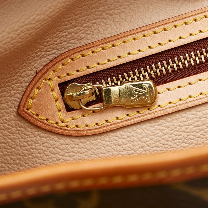 Louis Vuitton Monogram Bucket GM (SHG-K0GBE8) - Image 8