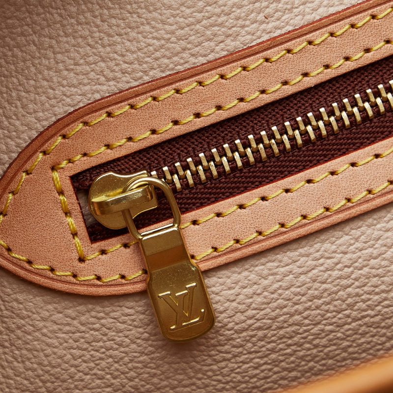 Louis Vuitton Monogram Bucket GM (SHG-gx2Zkf) - Image 8