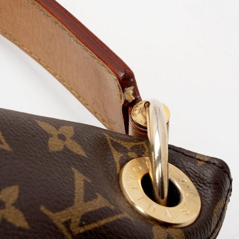Louis Vuitton Monogram Canvas Berri PM Shoulder Bag (SHF-16601) - Image 14