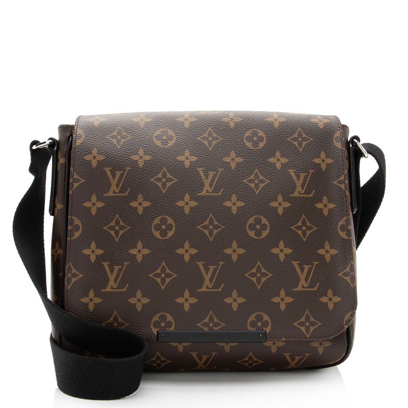 Louis Vuitton Monogram Canvas District PM Messenger Bag (SHF-m1A18g) - Image 15