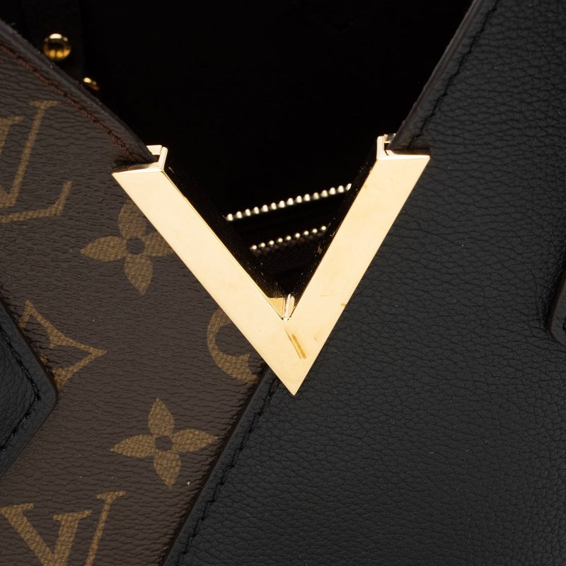 Louis Vuitton Monogram Canvas Kimono Tote (SHF-sLhnlU) - Image 10